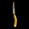 Couteau lame crantée ronde bois de cerf